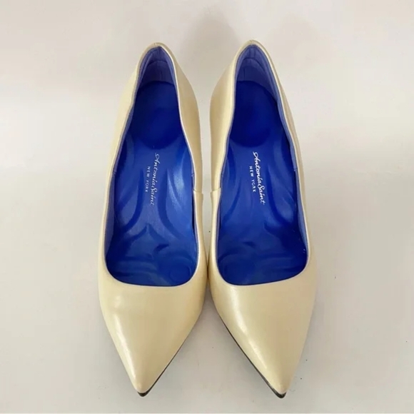 ANTONIA Saint New York Victoria Pump Heels - Women's - Picture 2 of 9